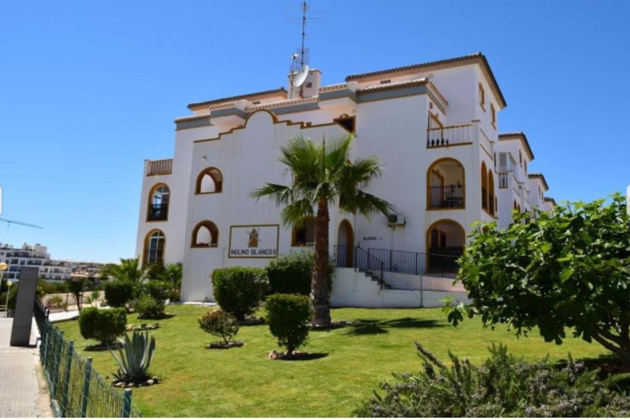 Molino Blanco Penthouse 15 Διαμέρισμα Οριουέλα Εξωτερικό φωτογραφία